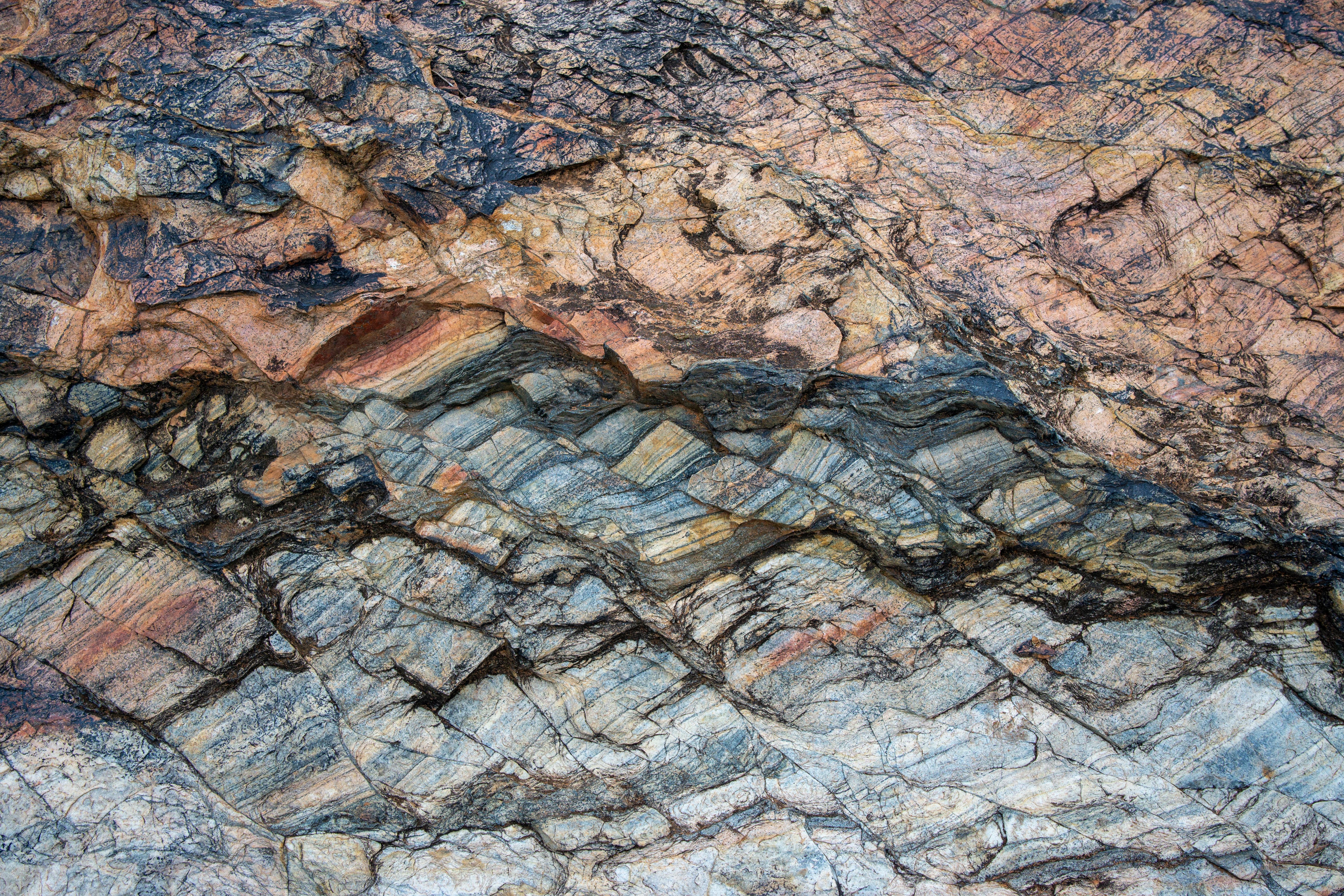 Geological consulting and field services